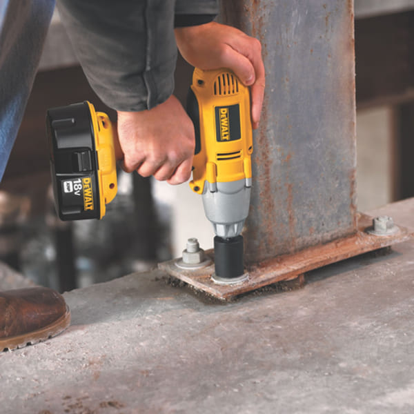 Cordless impact wrench